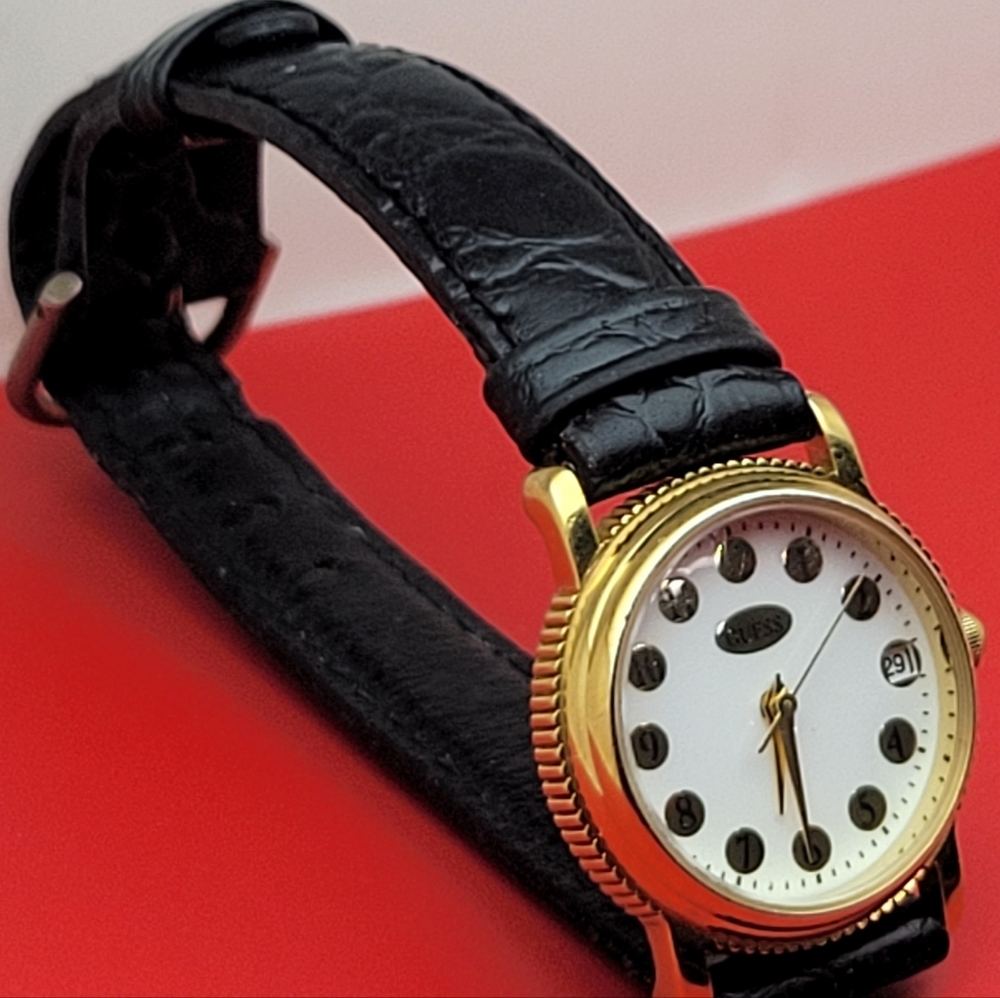 GUESS Watch - Picture 13 of 16